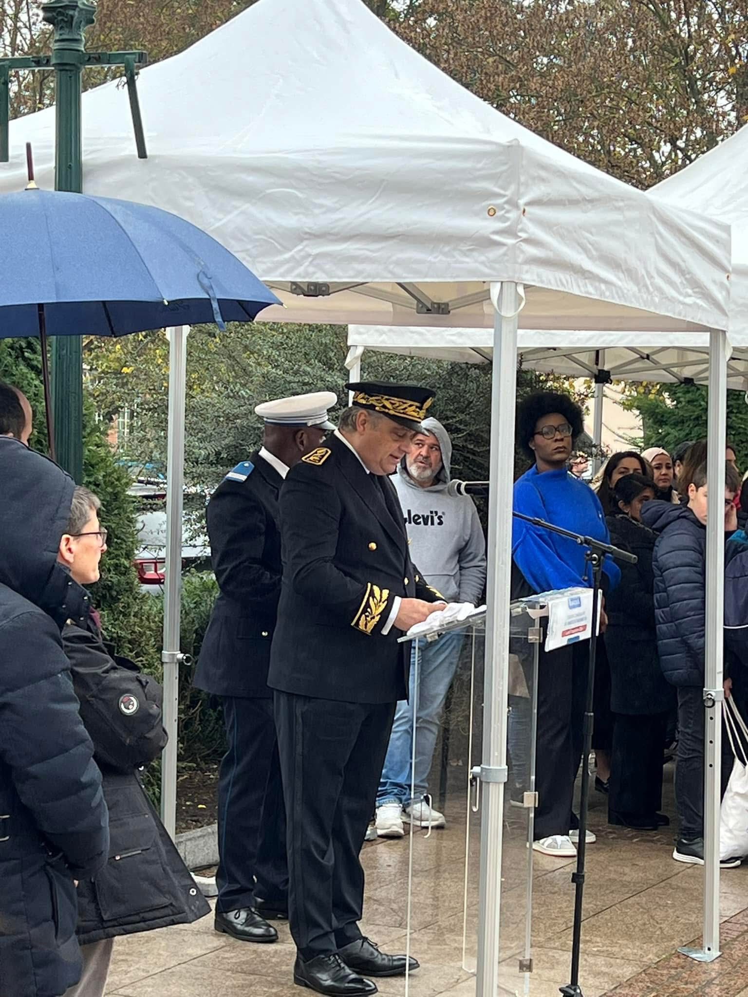 Sarcelles’in Teşekkürle Uğurladığı Bir Kamu Görevlisi